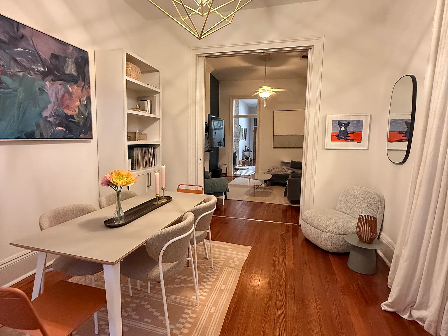 2 bed, 1050 sqft, $2,500 — Photo 3