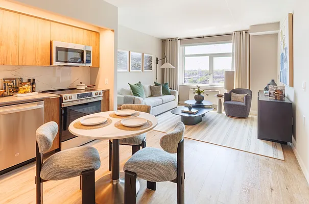 Rented by Related Rentals | media 13