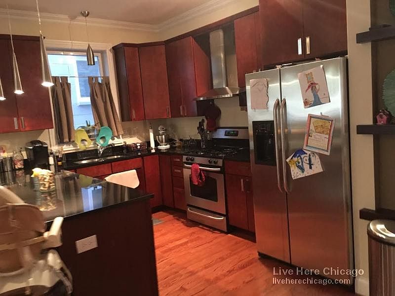 1st image of 1413 N Artesian Ave #1L