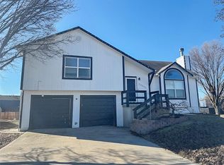 32593 W 172nd Ter, Gardner, KS 66030
