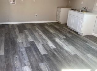 42803 37th St W, Lancaster, CA 93536