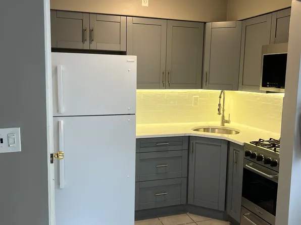 17 68th Street image 2 of 15