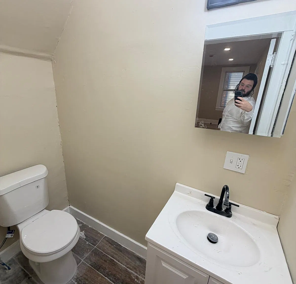 4 bed, $2,600 — Photo 4