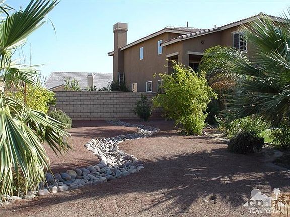 3rd image of 79921 Camden Dr