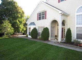171 La Costa Dr, Blackwood, NJ 08012