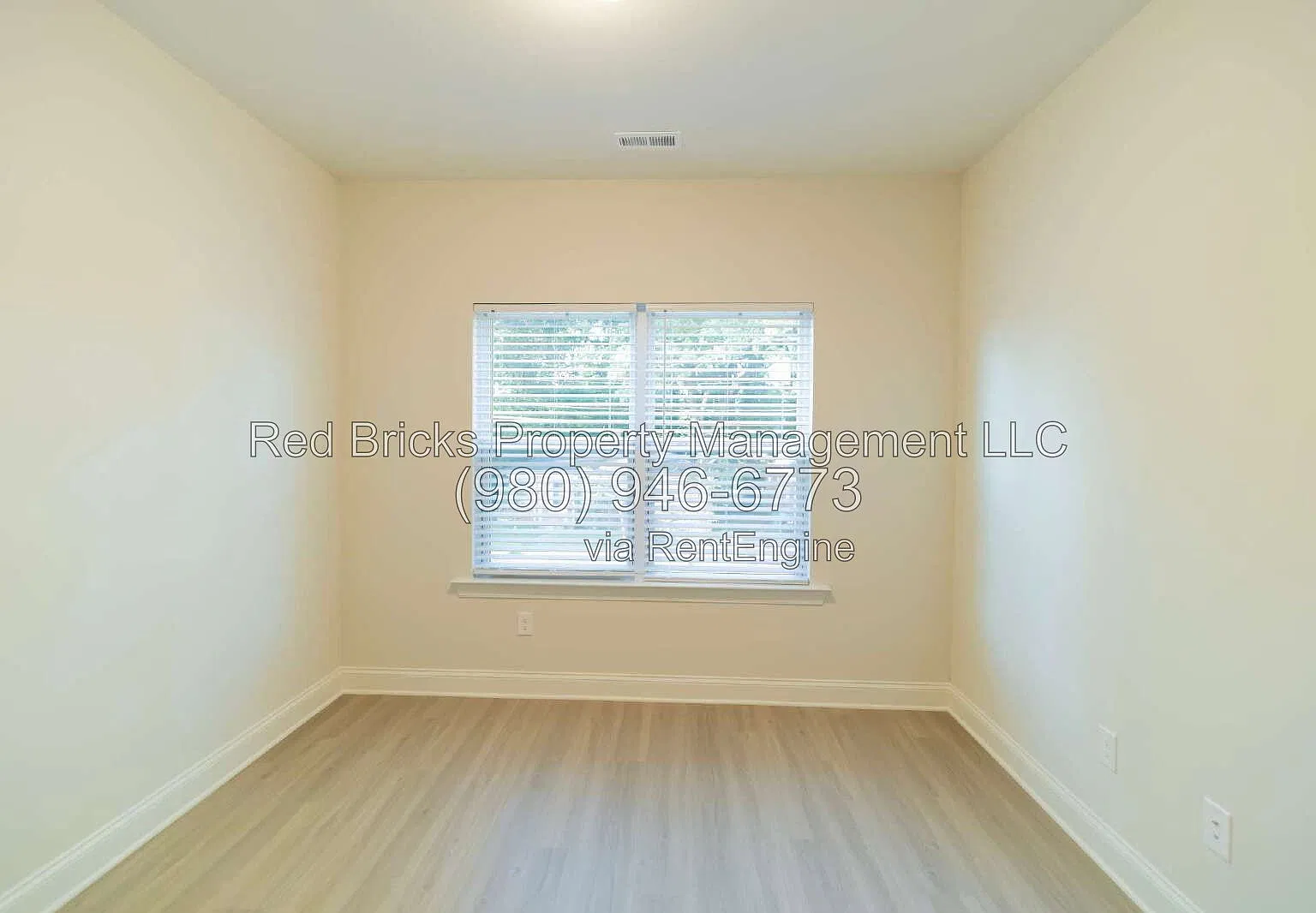 4 bed, 2.5 bath, 1679 sqft, $3,245 — Photo 3