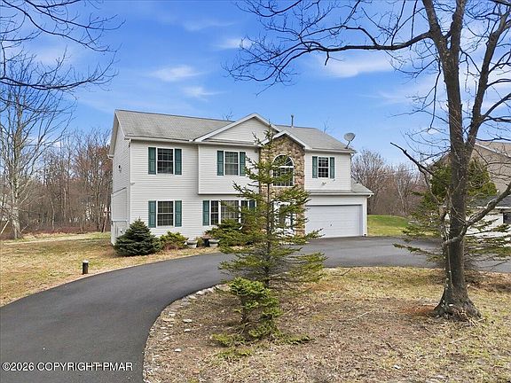 3rd image of 2431 Grey Birch Ln