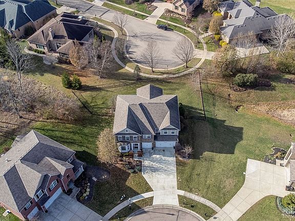 2nd image of 4853 Whispering Creek Ct