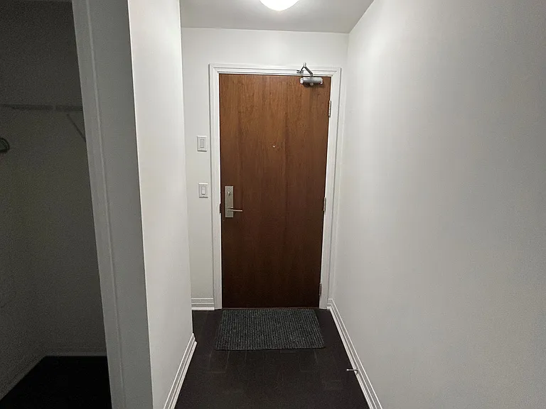 8 Mercer St #706 — Photo 4