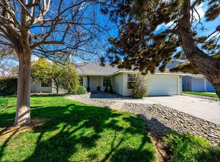 546 Koleen Ct, Kerman, CA 93630