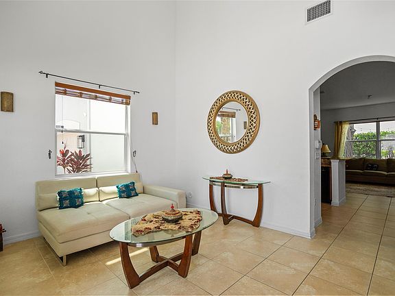 5th image of 450 Greensboro Way