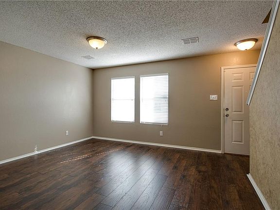 5th image of 2520 Cherry Dr