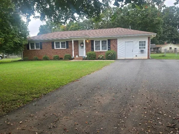 160 E Chamblee Dr, Salisbury, NC 28147