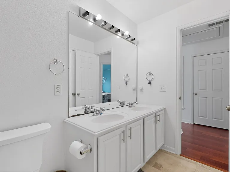 2659 Salorn Way — Photo 22