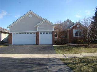 12452 W Pheasant Ridge Dr, Huntley, IL 60142