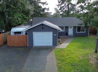 2040 20th St, Florence, OR 97439