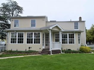 1 Thorne Pl, Keansburg, NJ 07734
