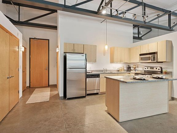5th image of 111 E Franklin Ave APT 215