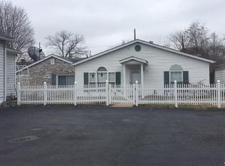 3506 Falling Springs Rd, Cahokia, IL 62206