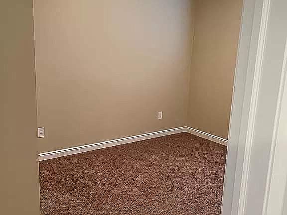 3rd image of 3206 W Desert Lily Dr