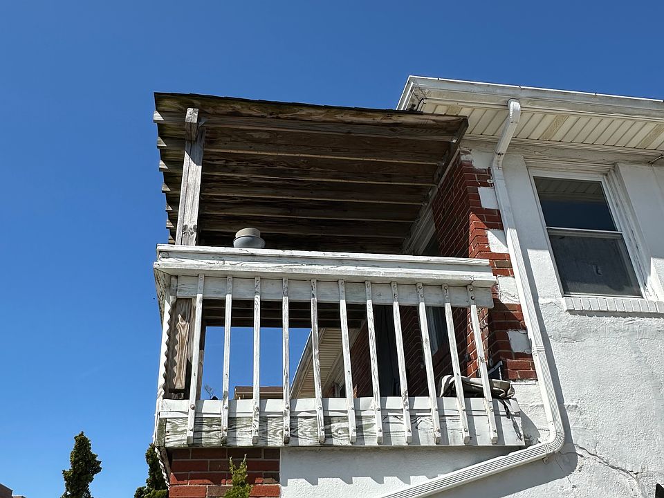 Building Photo 3
