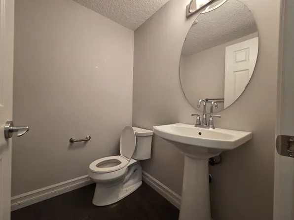 3625 144th Ave NW, Edmonton, AB