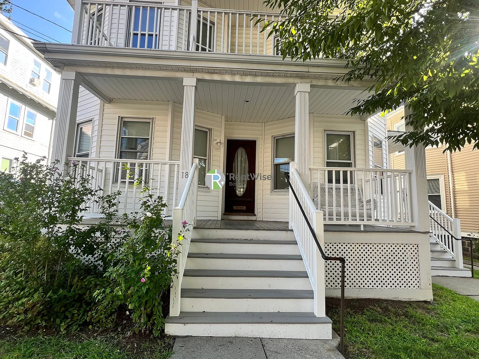 4 bed, 1.0 bath, $5,800 — Photo 1