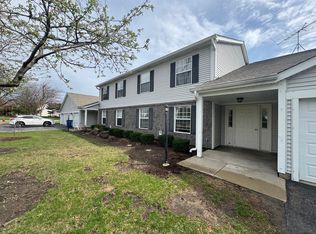 370 Wilmington Dr UNIT D2, Bartlett, IL 60103