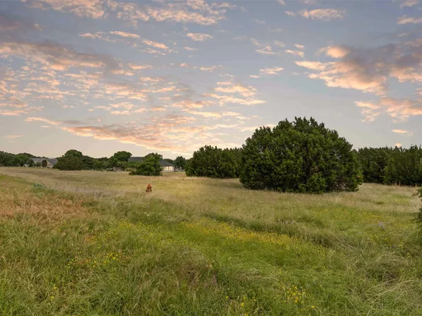 3001 Bob White Dr, Granbury, TX 76049