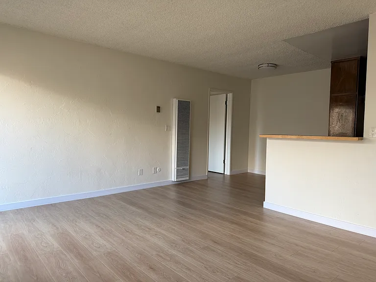 La Corona South Bay — Photo 1