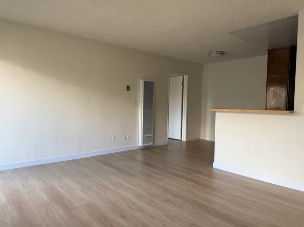 La Corona South Bay, 15001 Condon Ave #A, Lawndale, CA 90260