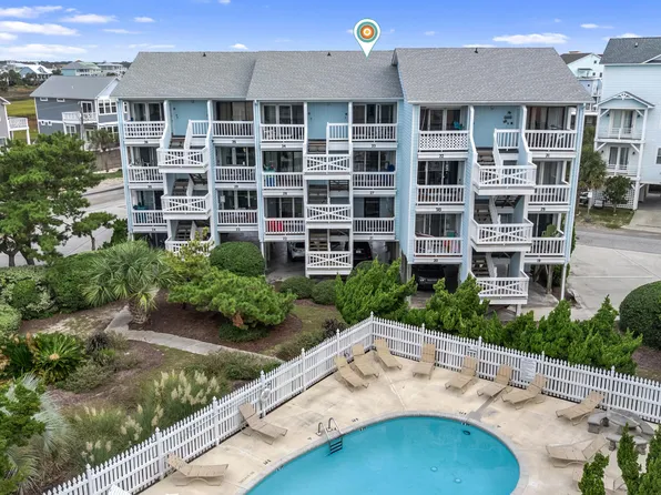 101 Sea Oats Lane Apt D33, Carolina Beach, NC 28428