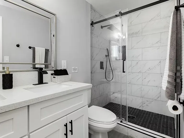 1634 Serenada Ave — Photo 4