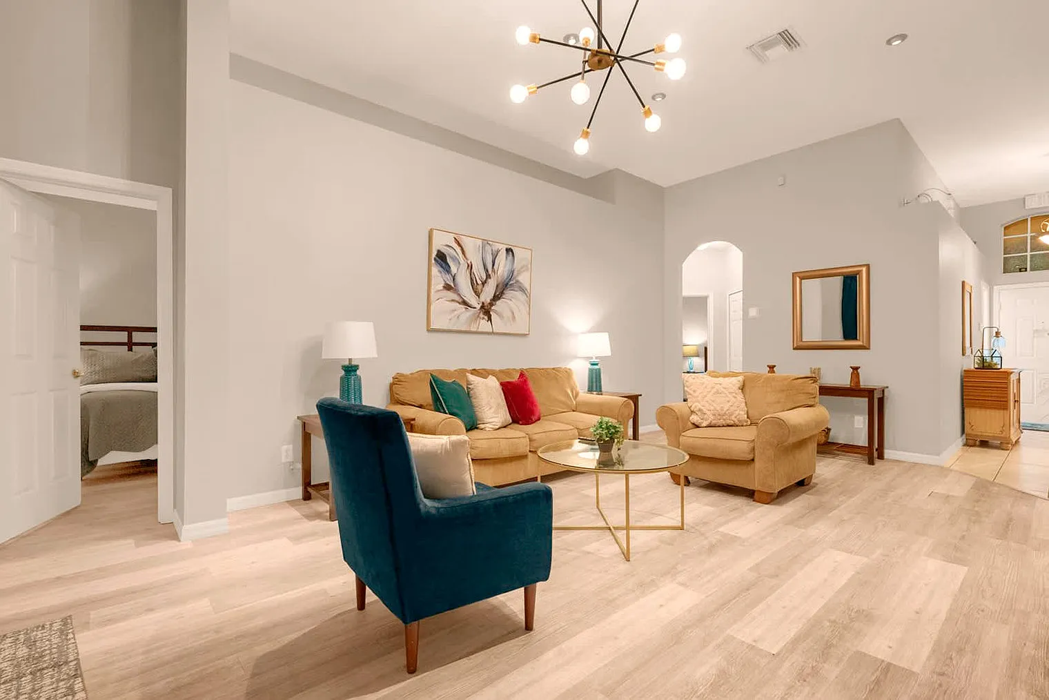 4 bed, 3.0 bath, 1829 sqft, $2,296 — Photo 3
