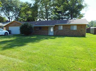 7130 Edinburgh Dr, Lambertville, MI 48144