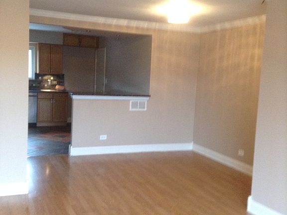 3rd image of 9408 Bay Colony Dr APT 3S