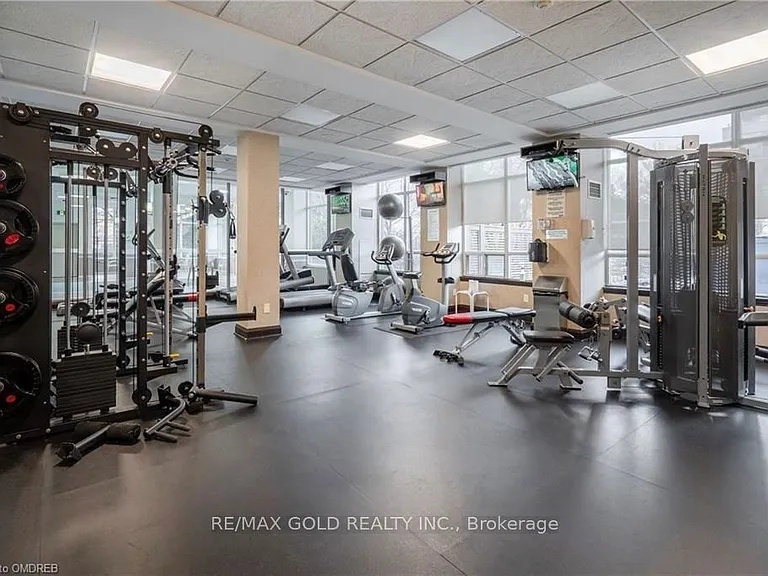 3504 Hurontario St #1607 — Photo 29