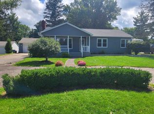 6136 Hugh St, Burton, MI
