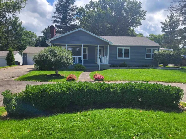 6136 Hugh St, Burton, MI 48509