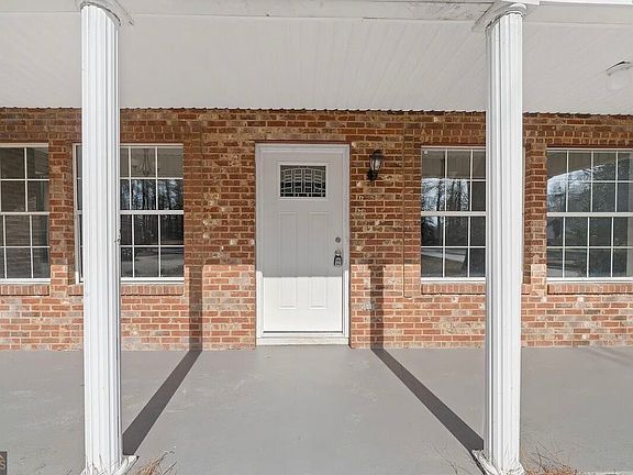 2nd image of 7513 Columbus Rd
