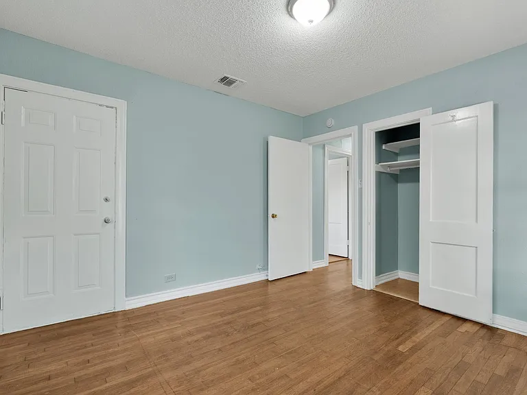 317 Frost St — Photo 8