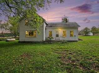 852 S Stiles Rd, Ludington, MI 49431