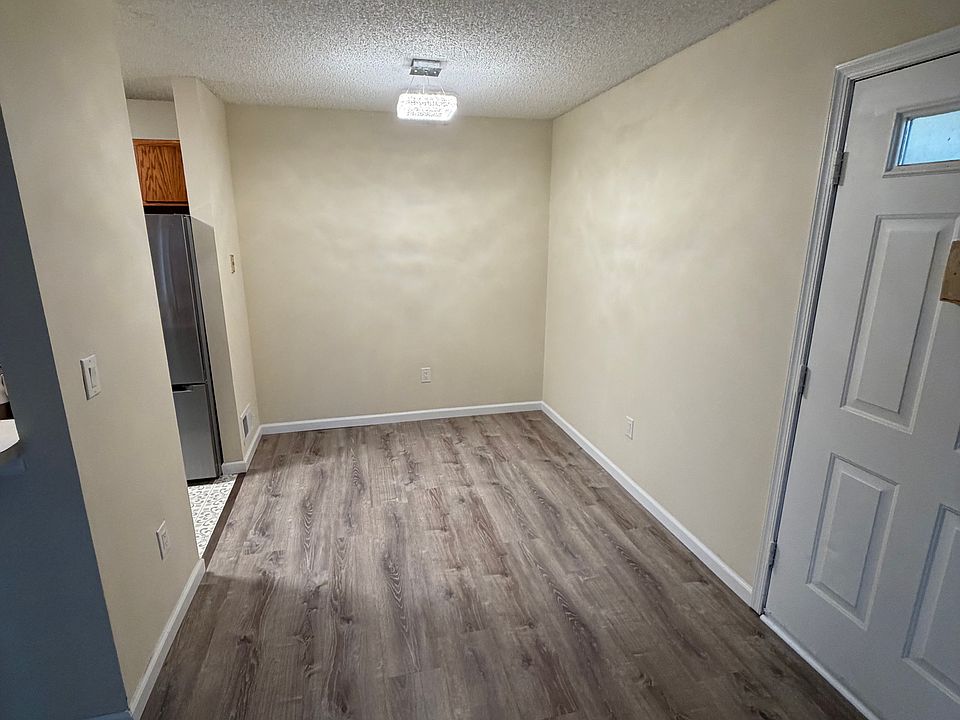 1st image of 65 Sussex Pl