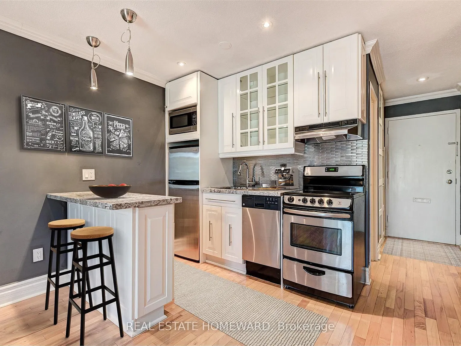 Studio, $1,845 — Photo 4