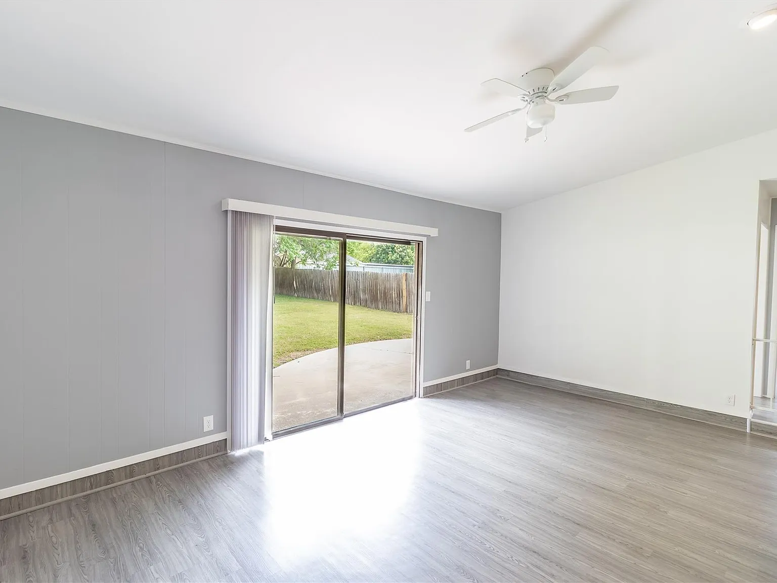 4 bed, 2.0 bath, 1410 sqft, $2,295 — Photo 4