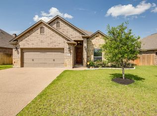 2118 Chestnut Oak Cir, College Station, TX 77845