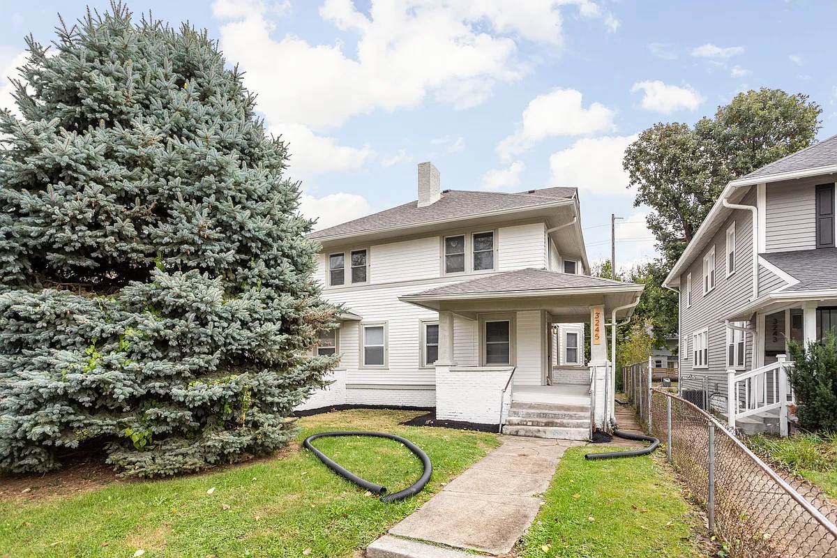 Building Photo - 3245 N Park Ave #3245