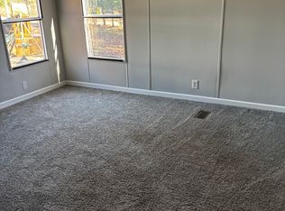 31 Bear Paw Trl, Howardsville, VA 24562