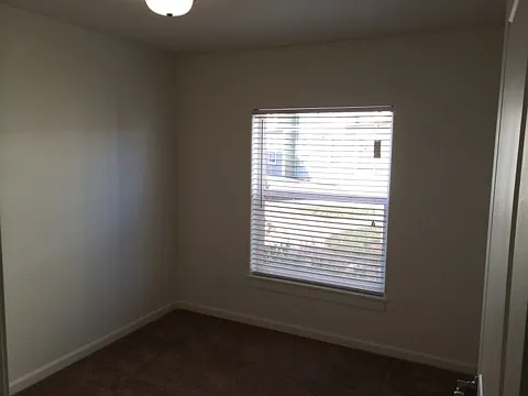1017 SE 12th Ave — Photo 77