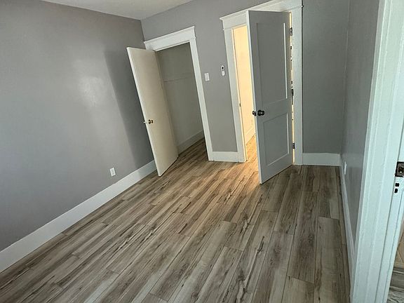 5th image of 410 S Philadelphia St #11261965